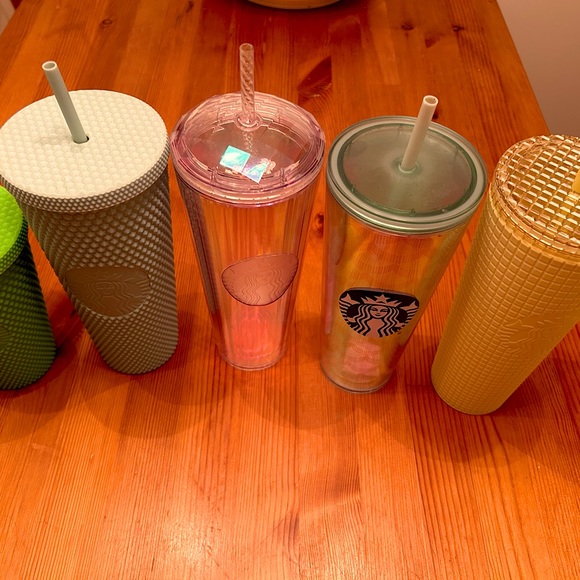Starbucks tumblers - Picture 1 of 9